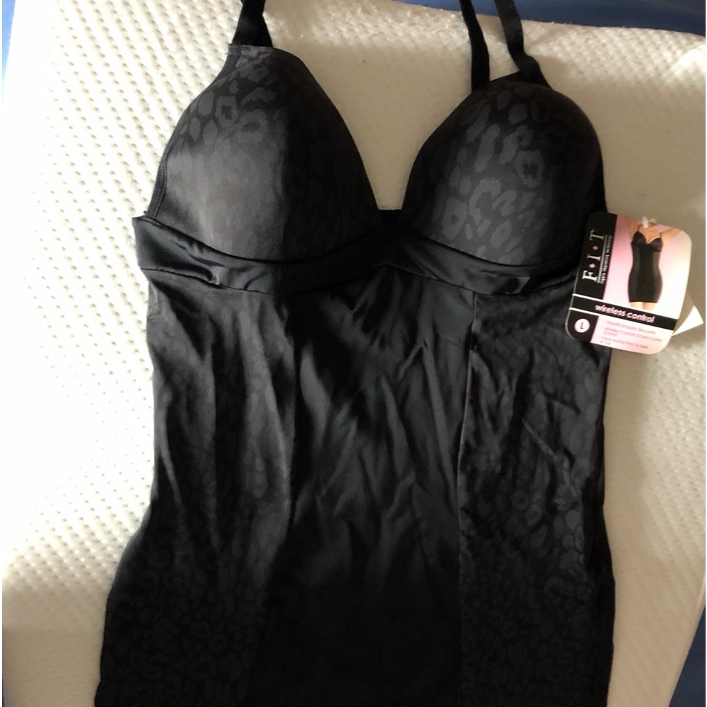 COPY - Women’s Shapeware Slip